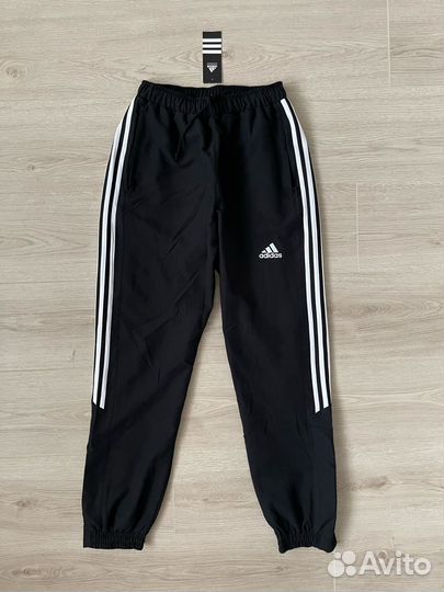 Спортивный костюм adidas сборной России