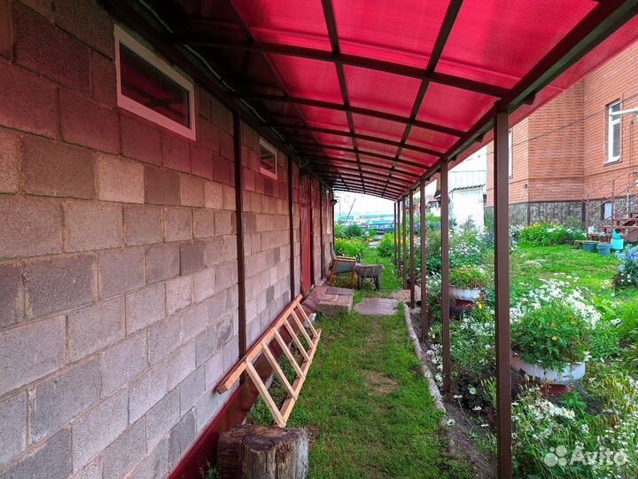 Навесы из поликарбоната под ключ