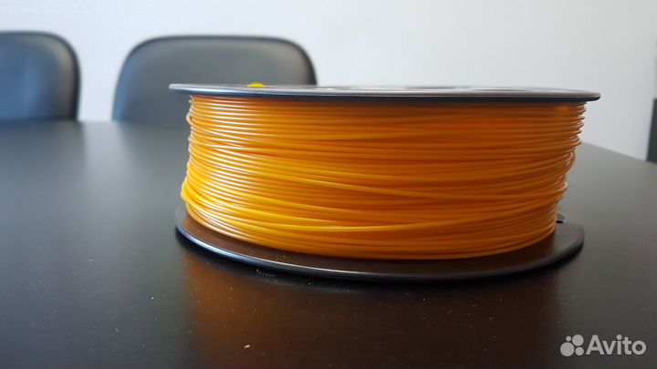 ABS пластик для 3D принтеров желтый