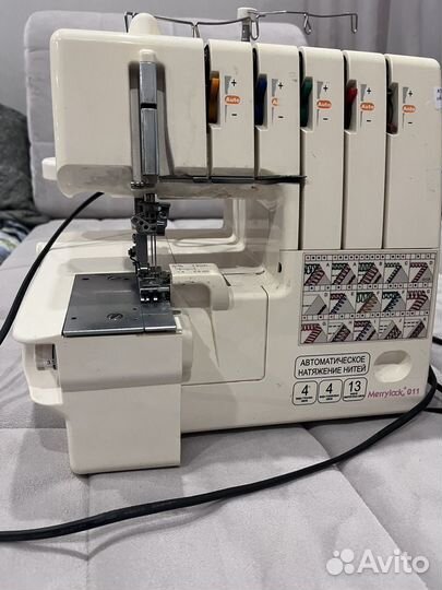 Коверлок merrylock