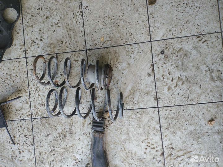 Балка задняя. Дэу Нексия