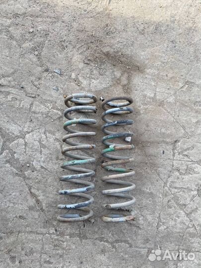 Пружины задние Granta Kalina
