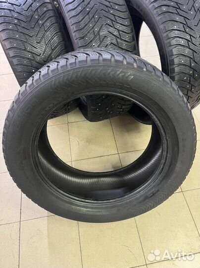 Nokian Tyres Hakkapeliitta 8 SUV 275/50 R20 113T