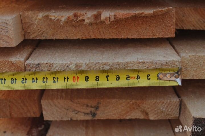 Доски из сосны, прочные и стойкие к внешним воздей