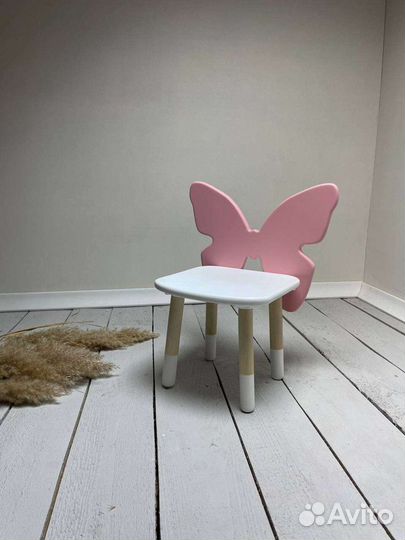Детский стол и стульчик
