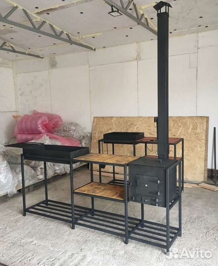 Мангал с крышей