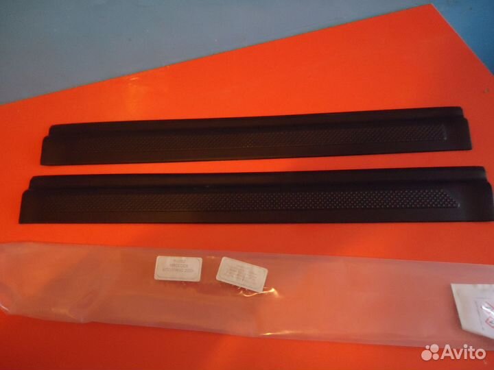 Накладки на пороги Мерседес Вито/Виано с 2003г