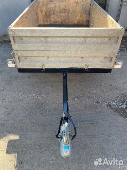 Прицеп легковой