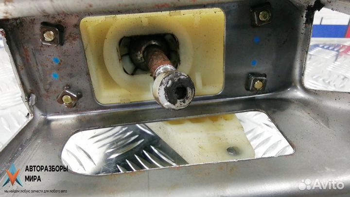 Кулиса Hyundai Santa Fe 2 (CM) 2005