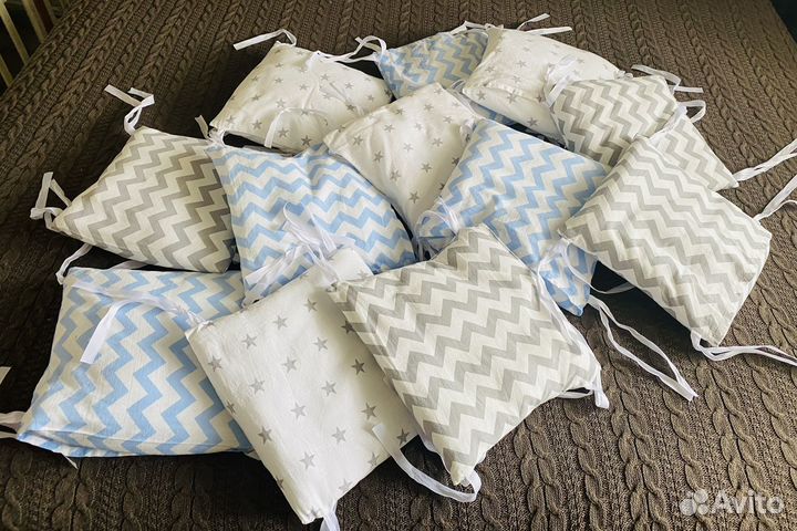 Бортики подушки в детскую кроватку