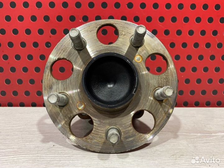 Ступица задняя Toyota Rav 4 XA50 2021