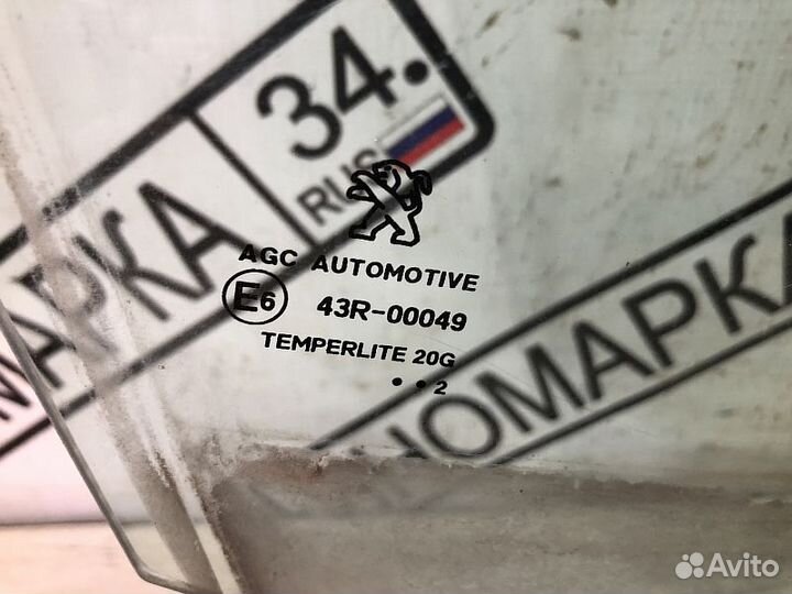 Стекло двери передней правой Peugeot 408 Пежо