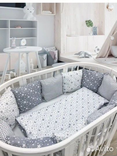 Бортики в кроватку с одеялом