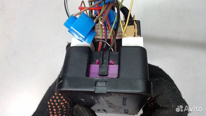 Компрессор центрального замка Audi A8 (D2), 1995