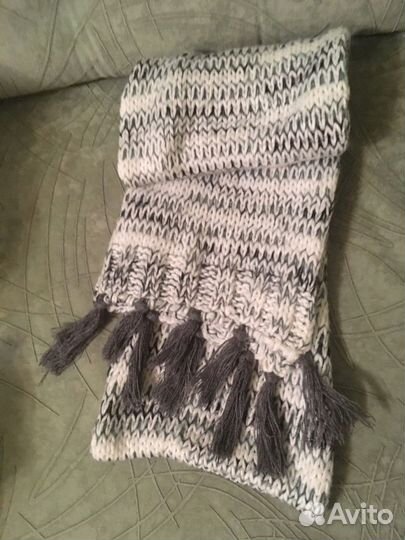 Шарф длинный с кистями