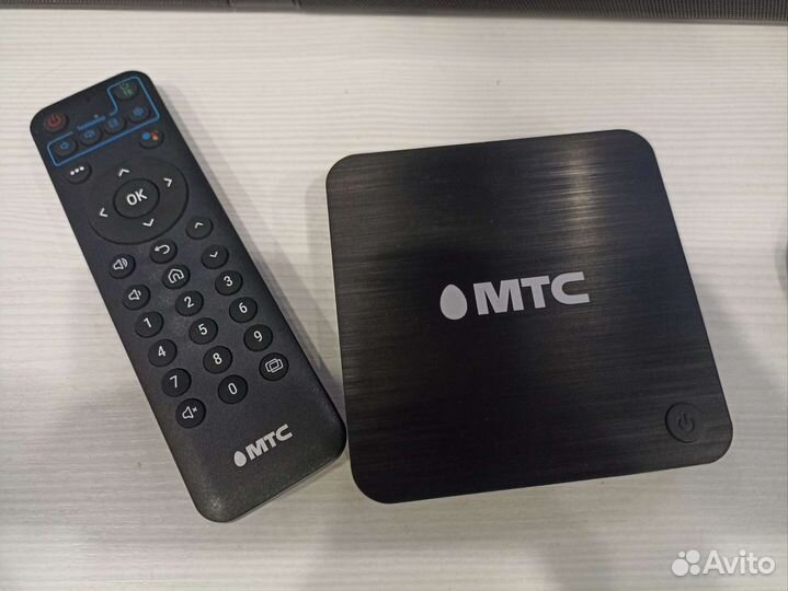 Прошитая 2000+ каналов без абонентской платы