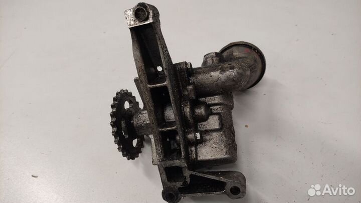 Насос масляный Mercedes W124 E