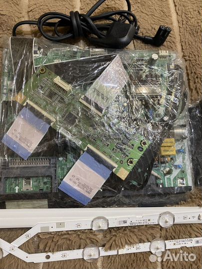 Запчасти к ттв самсунг 2021 ue32T5300AU