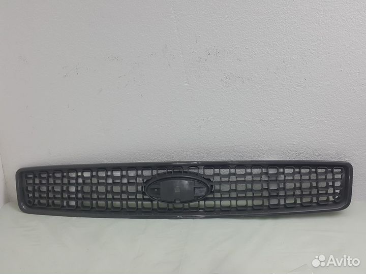 Решетка радиатора Ford Fusion 2002-2012