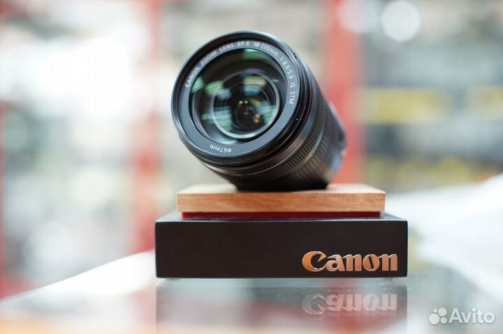 Объектив Canon EF-S 18-135 mm IS STM