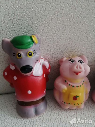 Игрушки для игры и купания