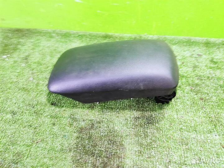 Подлокотник KIA ceed (ED) 2010