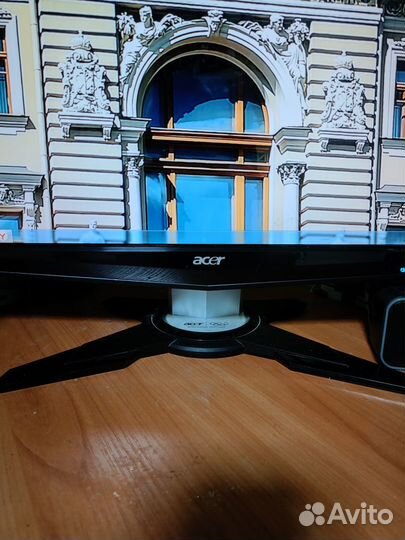 Монитор для компьютера 24