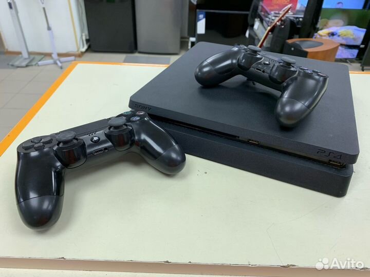 PlayStation 4 Slim 1 Tb (Центр)