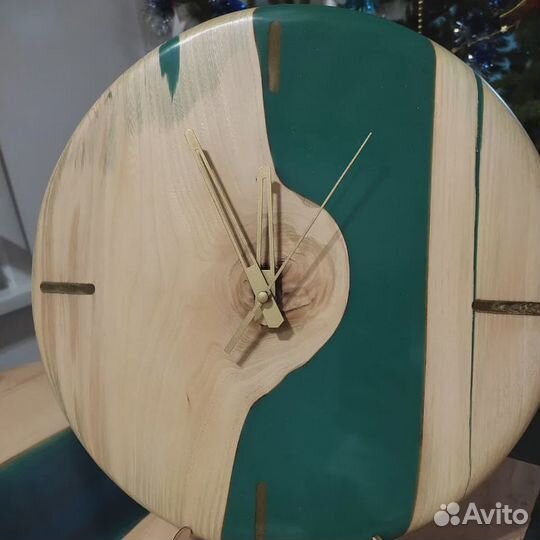 Часы настенные из дерева