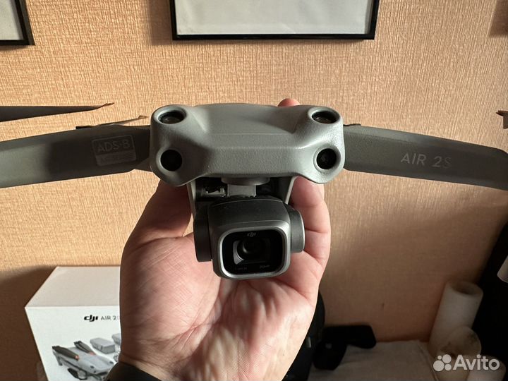 Продам DJI mavic Air 2S Fly More Combo