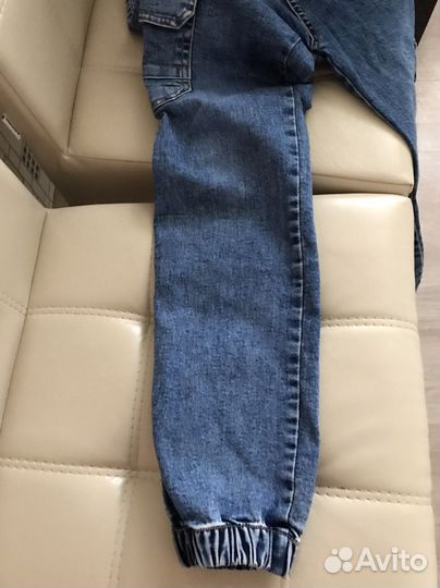Продам джинсовые джоггеры на мальчика