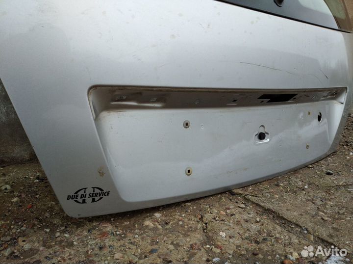 Крышка багажника Фиат Стило