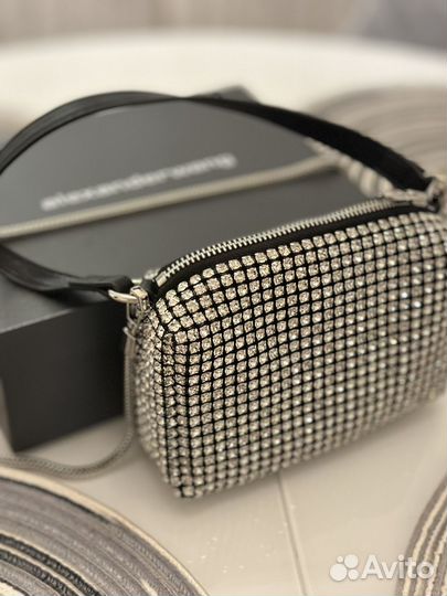 Сумка со стразами