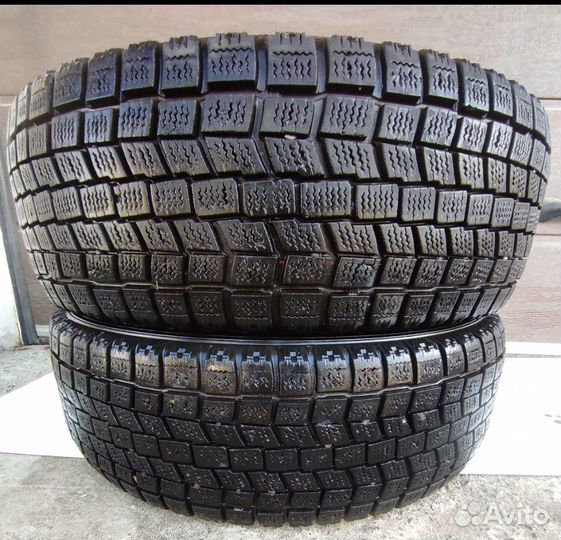 Две зимние шины 185/65/15 Япония