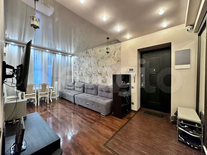 3-к. квартира, 83 м², 2/5 эт.