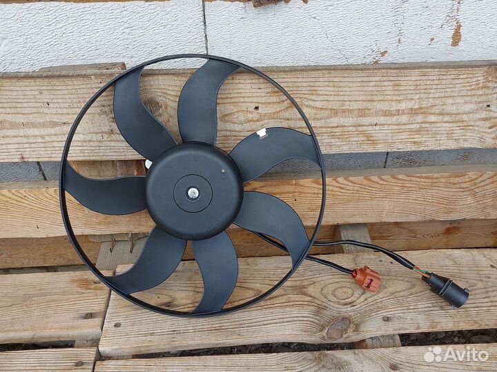 Фольксваген Вентилятор охлаждения 300W 360 Mm