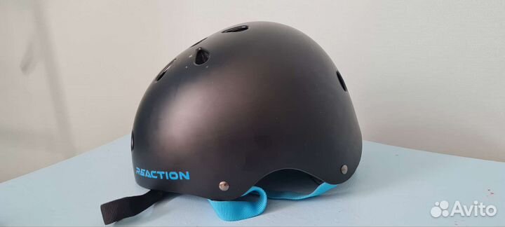 Шлем детский Reaction