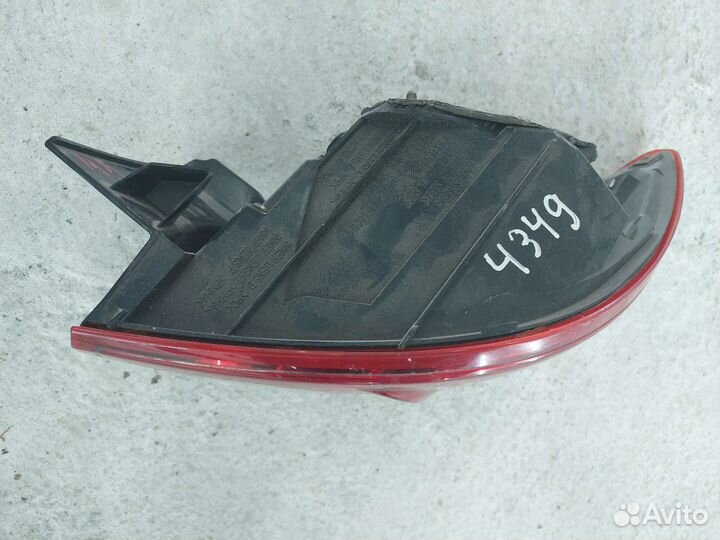 Задний левый фонарь Mazda 3 BM хэтчбек