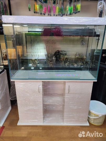 Аквариумы, террариумы, рыбки