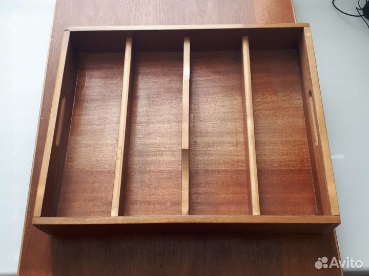 Поднос сервировочный дерево