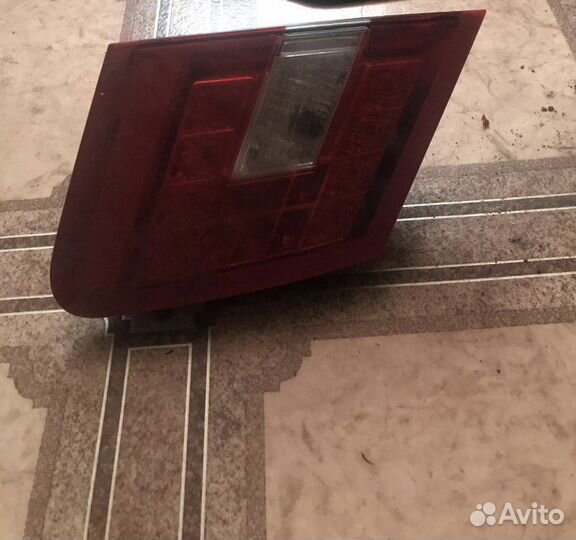 Продам фонарь внутренний Мерседес Е212