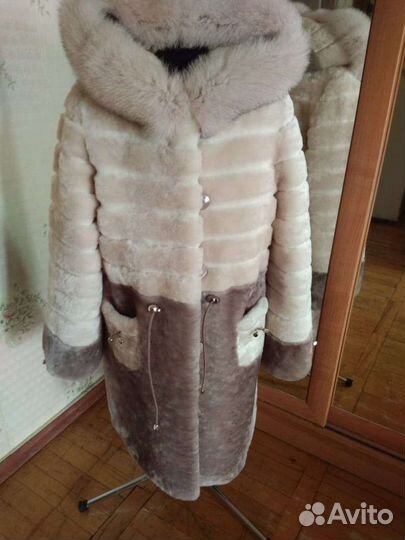 Шубка натуральная на девочку