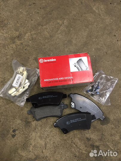 Тормозные колодки Brembo Р23105