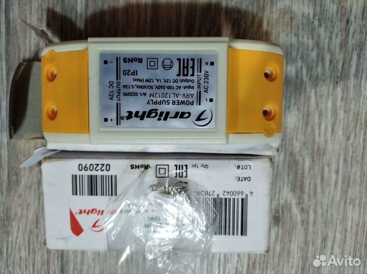 Блок питания 12В 1А