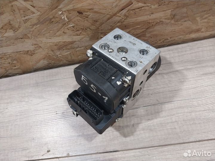 Блок ABS Volkswagen Passat B5 8E0614111