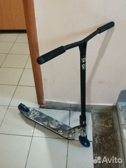Трюковой самокат sub versus 110