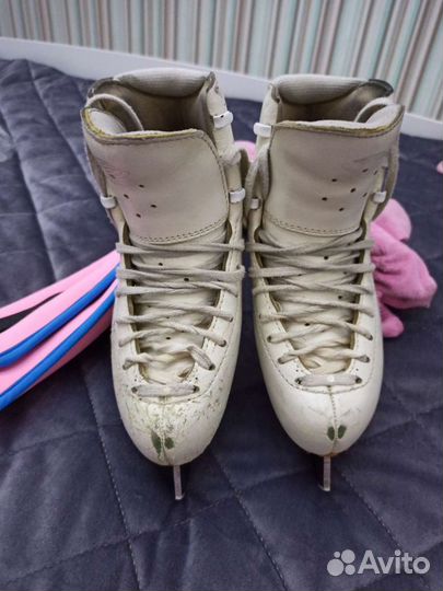 Профессиональные фигурные коньки edea overture 210