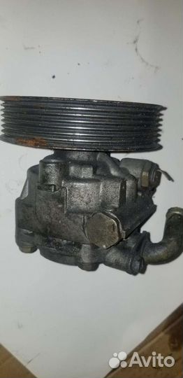 Насос гидроусилителя mitsubishi pajero MR418566