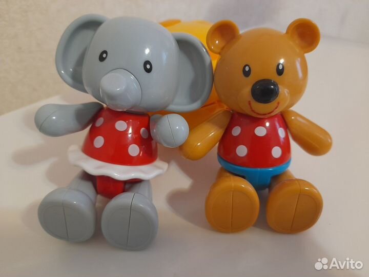 Мобиль на кроватку Жирафики