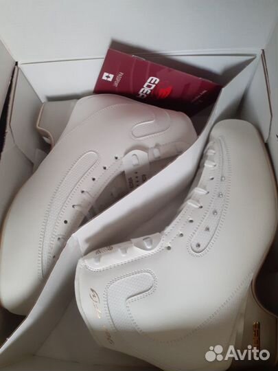 Фигурные коньки Edea Ice Fly 250 C